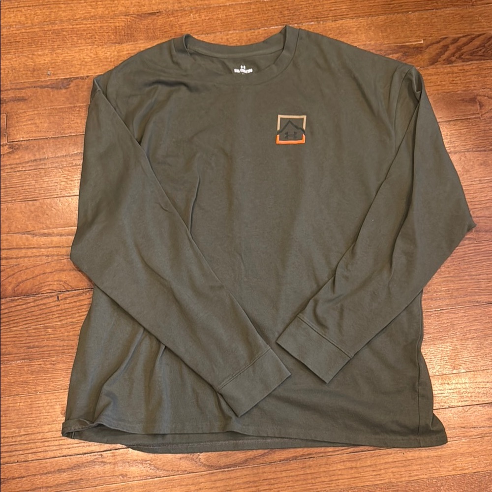 Under Armour long sleeve tshirt